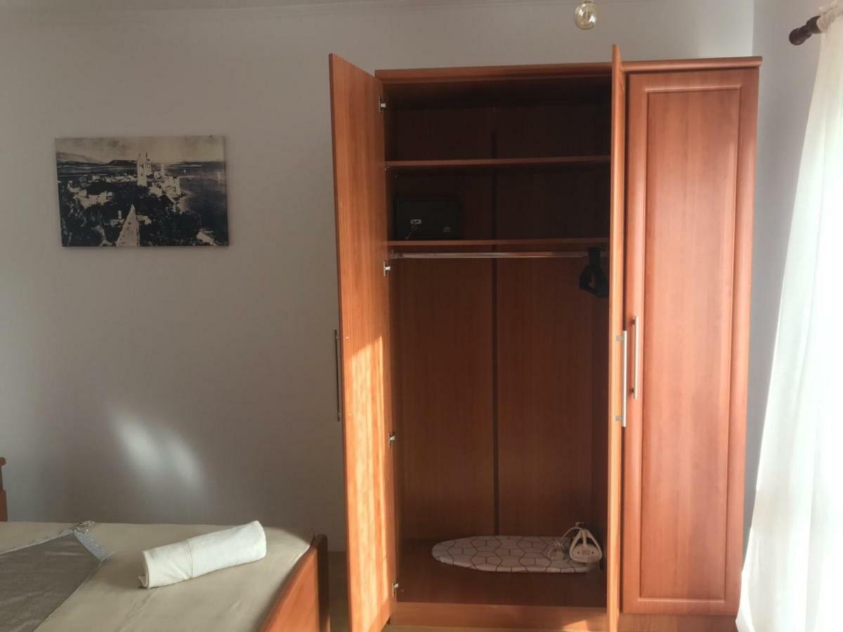Apartment Beg Раб Екстериор снимка